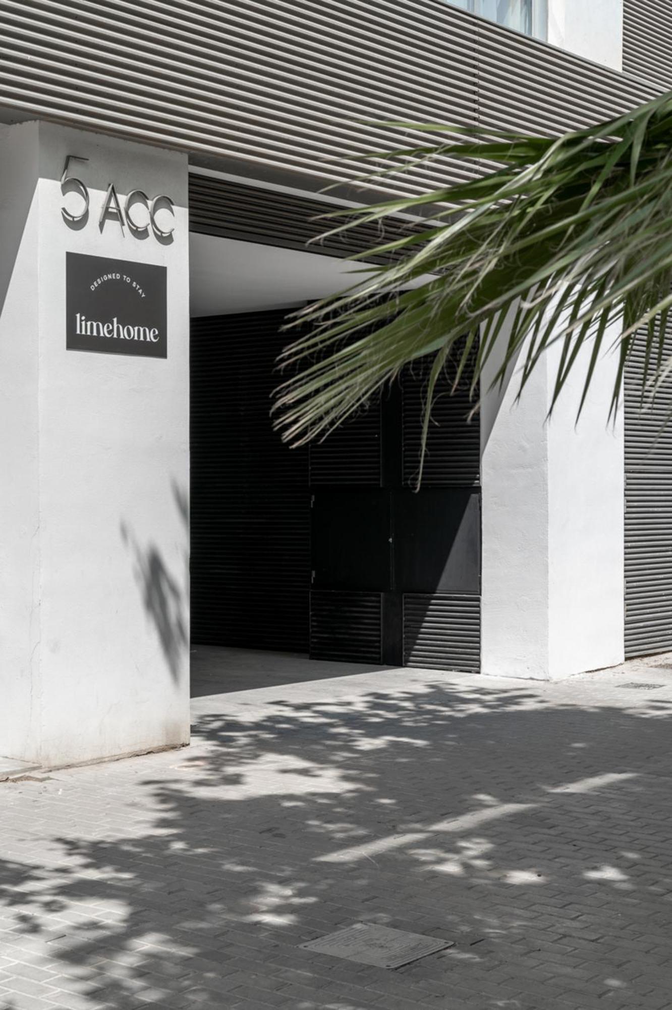 Limehome Valencia Carrer D'Antonio Ferrandis Exteriör bild