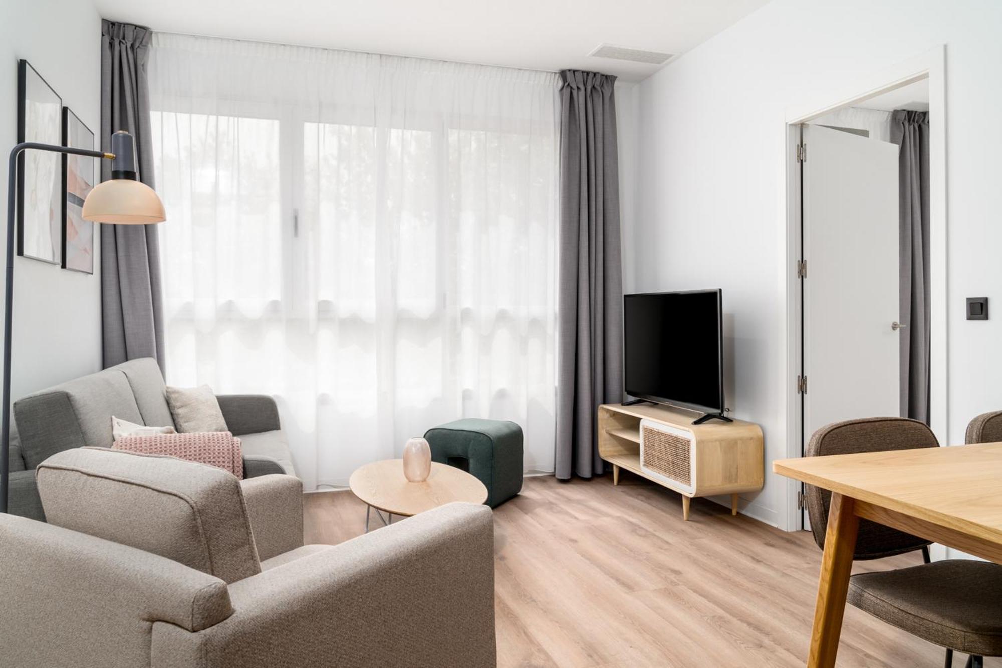 Limehome Valencia Carrer D'Antonio Ferrandis Exteriör bild
