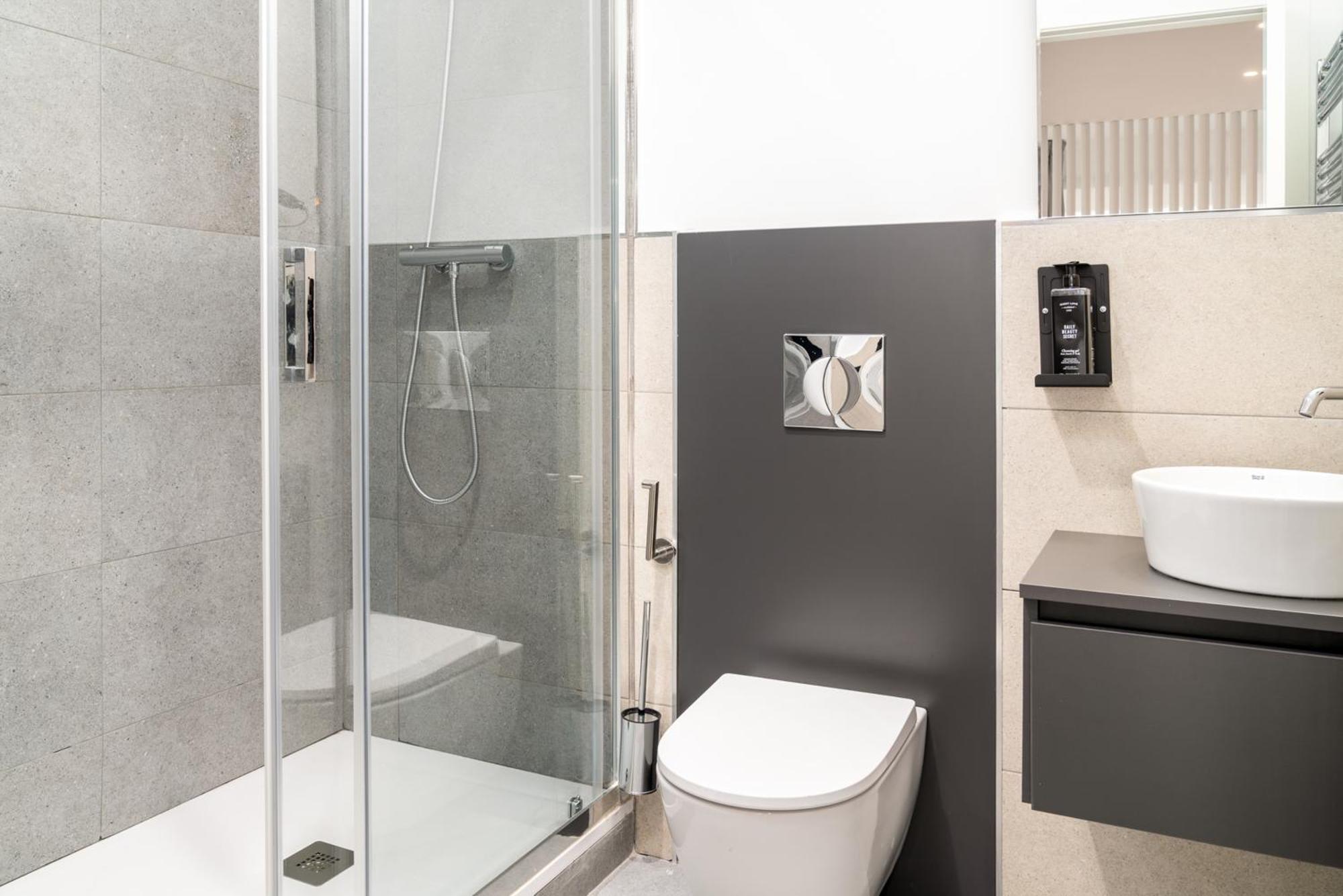 Limehome Valencia Carrer D'Antonio Ferrandis Exteriör bild