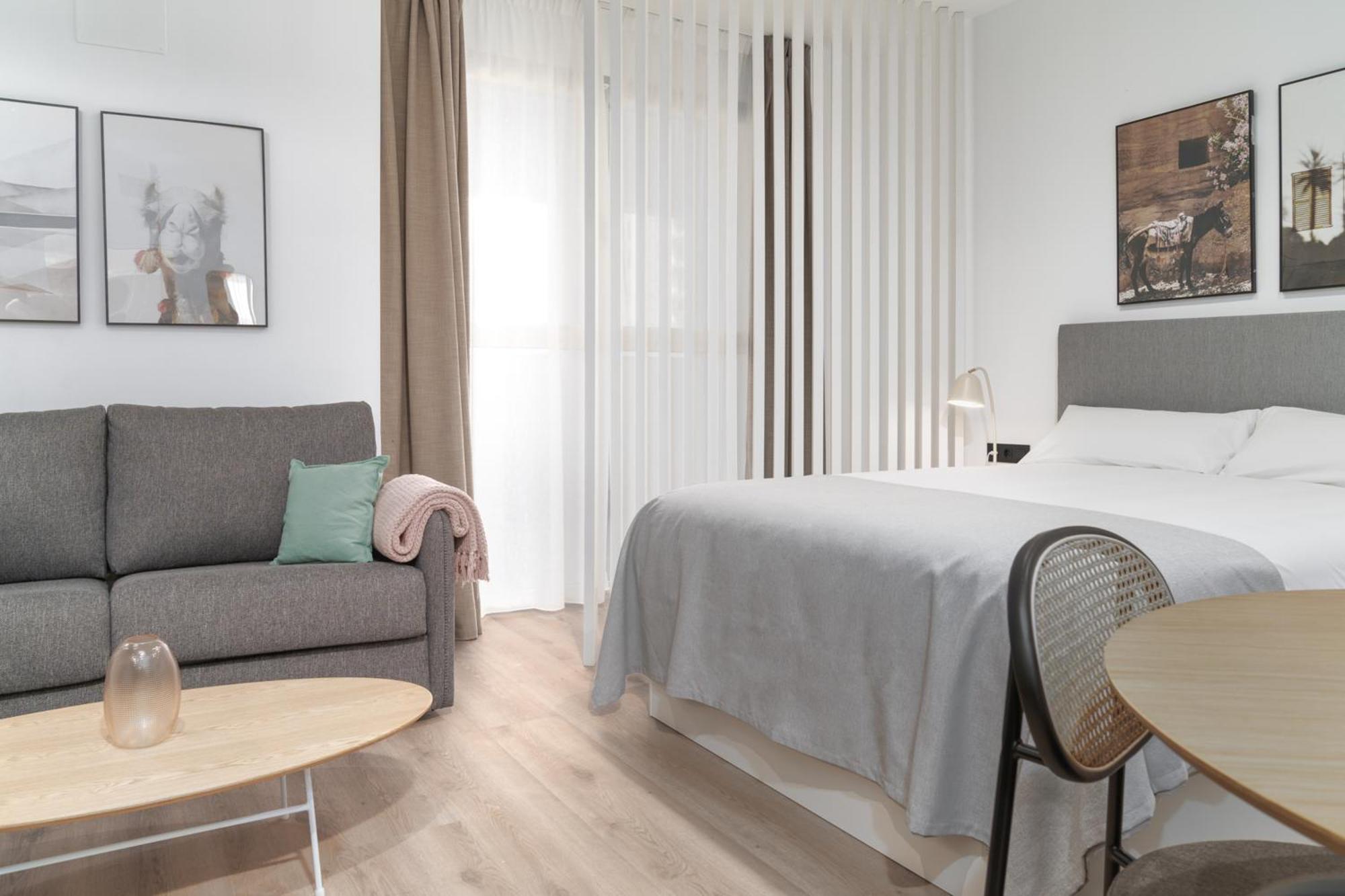 Limehome Valencia Carrer D'Antonio Ferrandis Exteriör bild