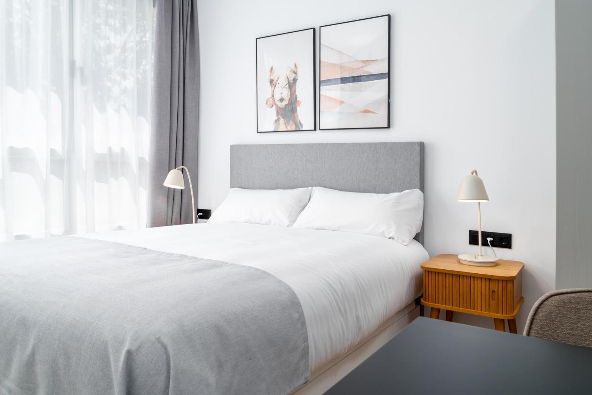 Limehome Valencia Carrer D'Antonio Ferrandis Exteriör bild