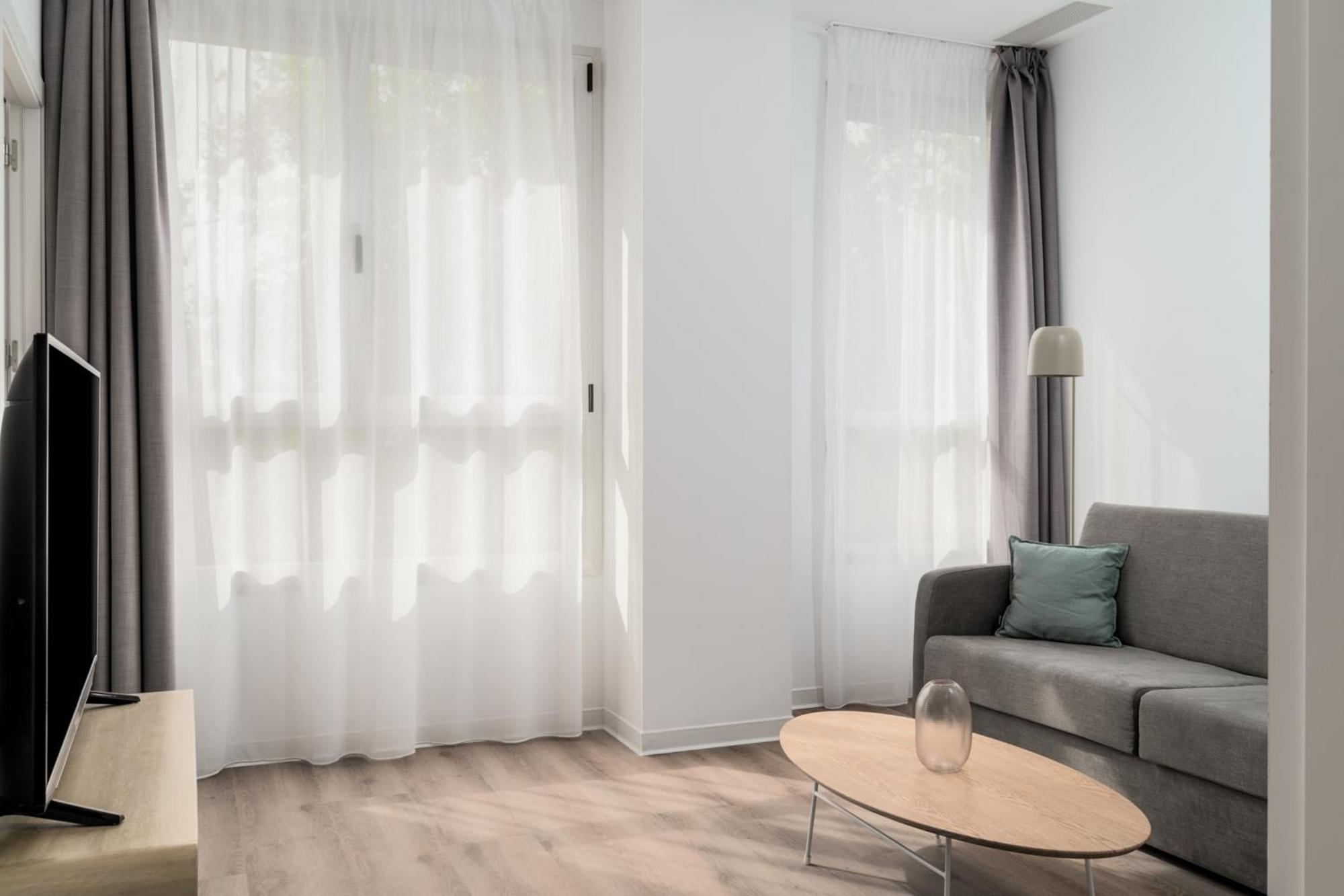 Limehome Valencia Carrer D'Antonio Ferrandis Rum bild