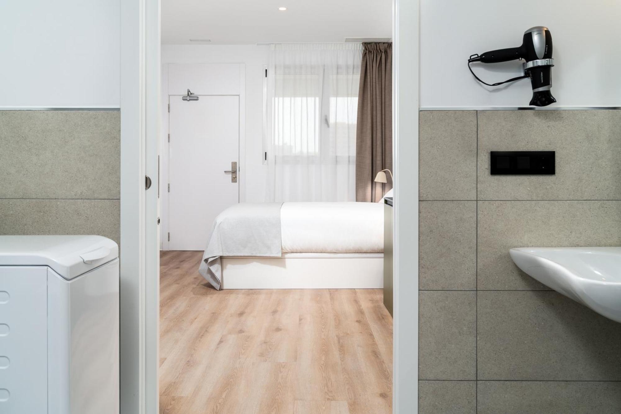Limehome Valencia Carrer D'Antonio Ferrandis Rum bild